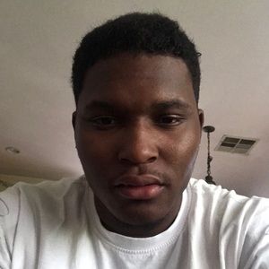 Meet your Posher, Dellane